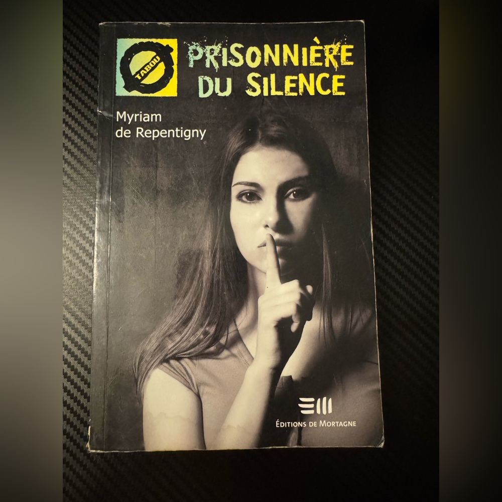 3 Books From The Taboo Collection In French